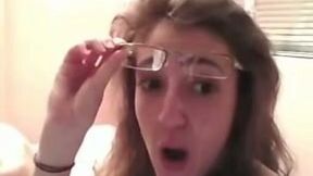 Four eyed gal knows how to give fantastic head to her lover