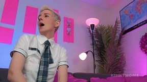 Girlfriend licks guy'_s balls