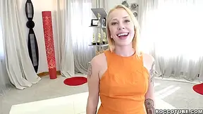 Aspiring Pornstar Fucking A With Chrystal Sinn