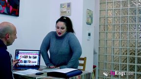 Shy BBW Chrystal shows us she has what's needed to become a porn model!