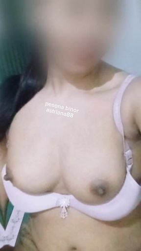 J.j. Herlina Is Showing off Her Big