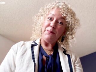 step Mama's Feel Wonderful Vagina Helps Her Disabled Hunk