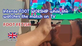 Intense foot worship while she watches TV MOBILE [SUB ENG] foot fetish foot worship, foot licking, toe sucking