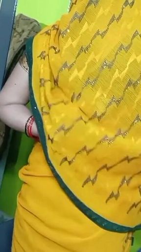 Indian Beautiful Bhabhi in Yellow Color Sari.