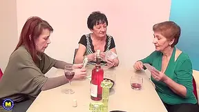 7 Old Lesbians Playing With Eachother