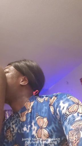 Amazon Driver Dropped off More Than a Package… His Big Dick & Juicy Ass Right in My Face!