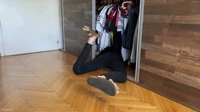 TICKLING BIG FEET STUCK IN THE CLOSET - MP4 HD