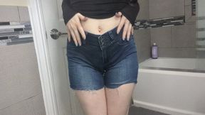 Pee Soaking Tight Jean Shorts Omorashi