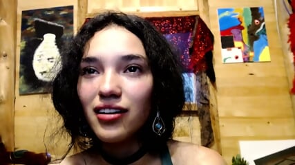 Hippie Cam Girl Twists & Shouts From Toy Vibes