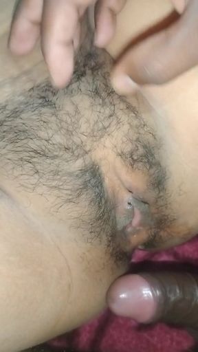 Indian couple desi bhabhi sex video romantic moments   Clip 2