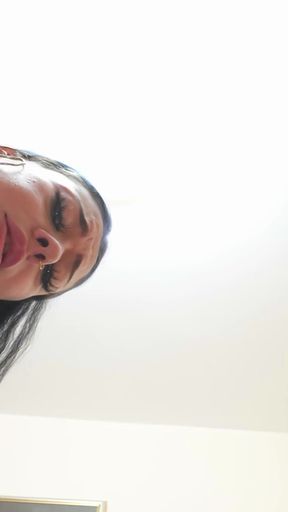 Aya Goldie She Love to Fuck Deep