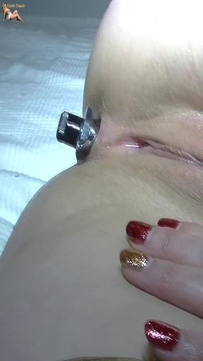 Dutch Horny MILF: my favorite anal toy