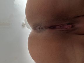 Moroccan anal gets a big dildo in her ass