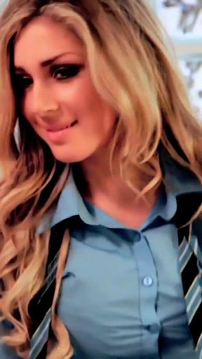 Shoot 2 Featuring Julia Crown