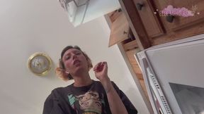 Giantess breakfast + crush TINYPOV