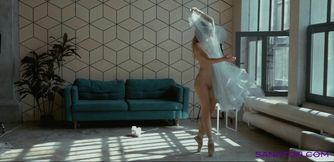 Naked ballet dancer . Art erotic video.