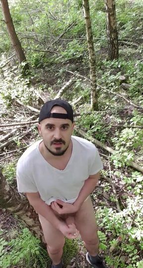 Forest jerk off