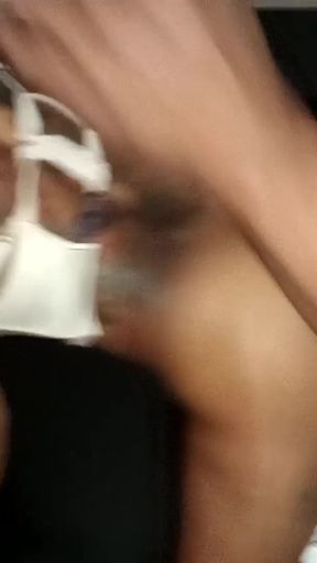 5250885