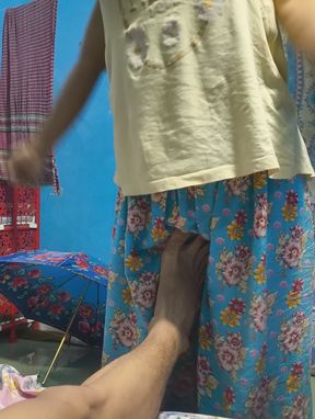 18+ Desi Fuck Her Age Just 18 Years Old for the First Time Invited Me Make Her Happy Desi Boyfriend XXX Big Dick