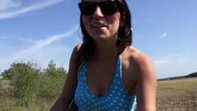 busty hitchhiker like it hot - foxxi black