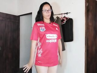 Colombian slut plays soccer and they end up in a glad ending