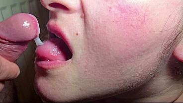 Close up Blowjob - Every drop on the tongue awakens a new fire in her