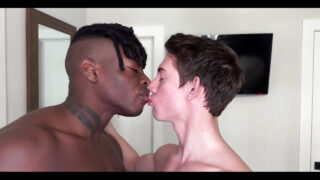 Férjközi szőrme móka: a nagy faszt a BBC mélytorokban megnyalja, meglovagolja, majd lenyeli