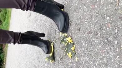 Crush my ankle boot squishing the zucchini in fetish heels