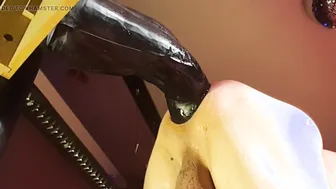 Twink Amateur Deep Fisting and Huge Dildo Anal Play