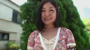 Japanese MILF Receives A Creampie