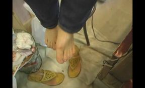 Shy Cute Feet
