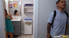 bangbros - jason legend risks it all in an attempt to get some of nikki mars s amazing pussy