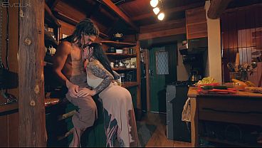 Heavily tattooed wifey gives sloppy blowjob to huge cock hipster