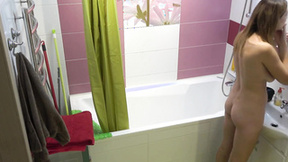 ”My blonde exgf doing her makeup nude in the bathroom”