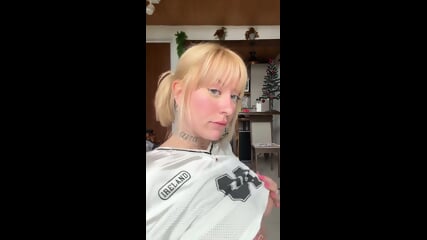Bia mantovani twerks before taking Discover More At