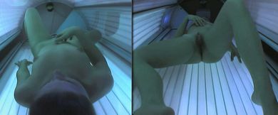 My playful girlfriend enjoys masturbating in solarium