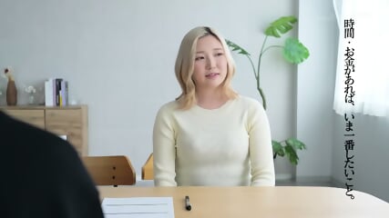Japanese pornstar enjoys big tits and group sex
