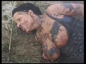 Chubby girl gets fucked outdoors in the mud