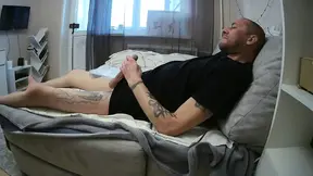 my hand job ended with a deep blowjob from my girlfriend with swallowing cum