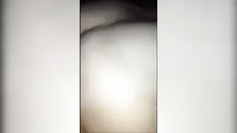 Amateur Daddy Barebacks and Creampies a Hung Bottom