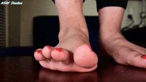 BBW's mighty heels demolish a tiny! Part 2 - MP4