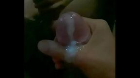 Me masturbo en el espejo