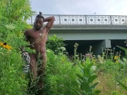Kennie Jai jerks in front of a bridge and gets caught!!!