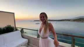 l&#x00FC;overing girlfriend with a sexy blonde momma