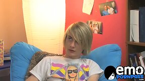 Emo twinks deliver a huge load of jizz after rough anal sex
