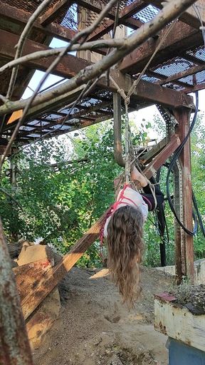Shibari Princess Goes Outside