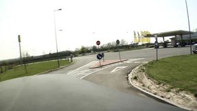 2 Hot Lesbians Have Sex in the Car