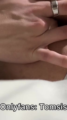 Big Ass, Thick Hole Gets Fingered