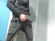 🇻🇪🇦🇷🇪🇨Te Enseño Mi Platano Duro Dentro Del Pantalon Y Me Masturbo En el Dormitorio De Mi Amigo