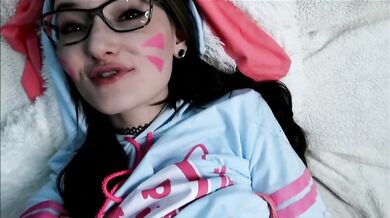 Petite Brunette Masturbates With Dildo Before Bed Amateur College Shaved Wet Pussy Overwatch Dva Cosplay Toys